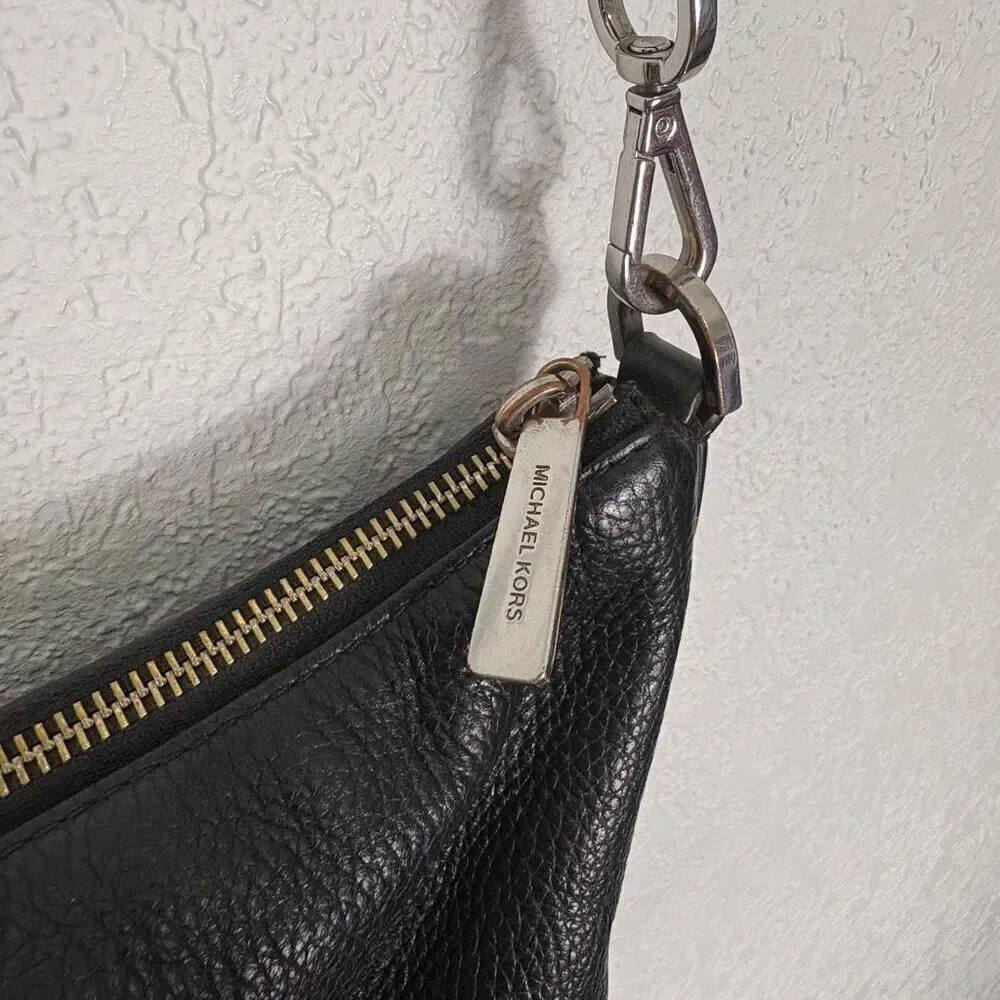 Michael Kors Black Pebbled Leather Fulton Sport Shoulder Purse‎ Big Logo